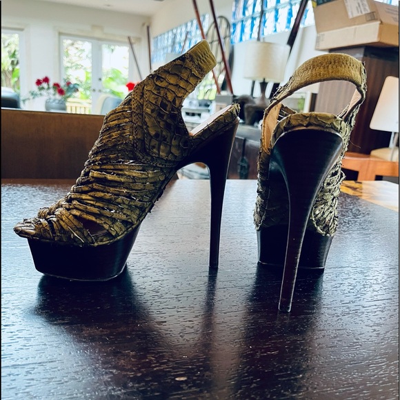 L.A.M.B. Woven Knot Snakeskin Textured Leather Stiletto Platform Peep Toe Heels - Picture 3 of 12